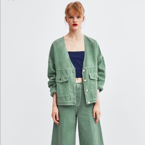 Zara Jackets & Blazers - NWT Zara Green Khaki Long sleeved Relaxed Jacket